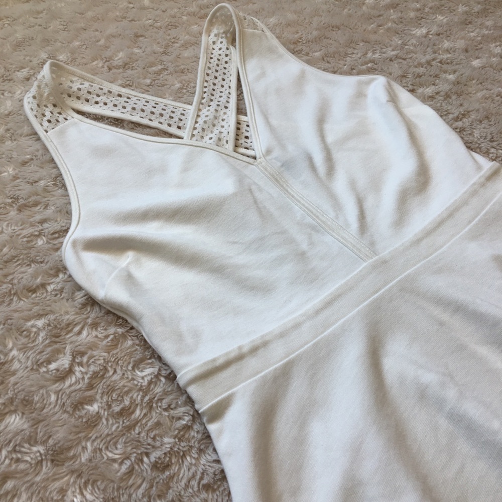 Dynamite White Peplum Top - Picture 2 of 13